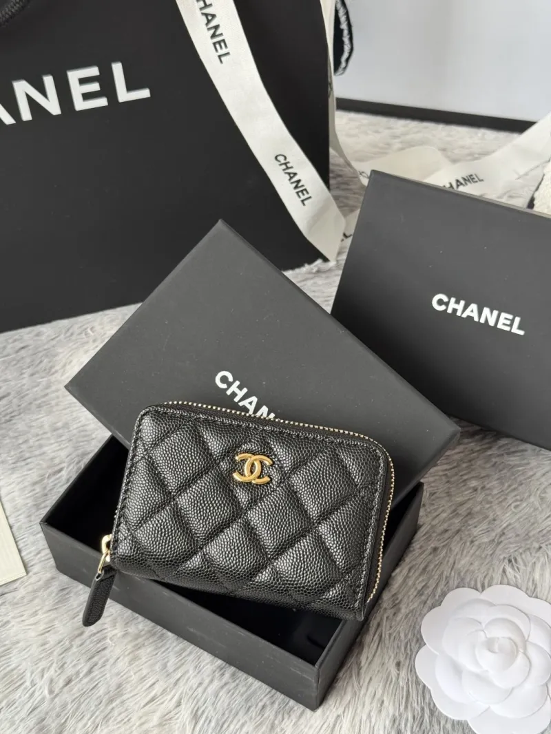 Alternative view of Chanel Wallets-298