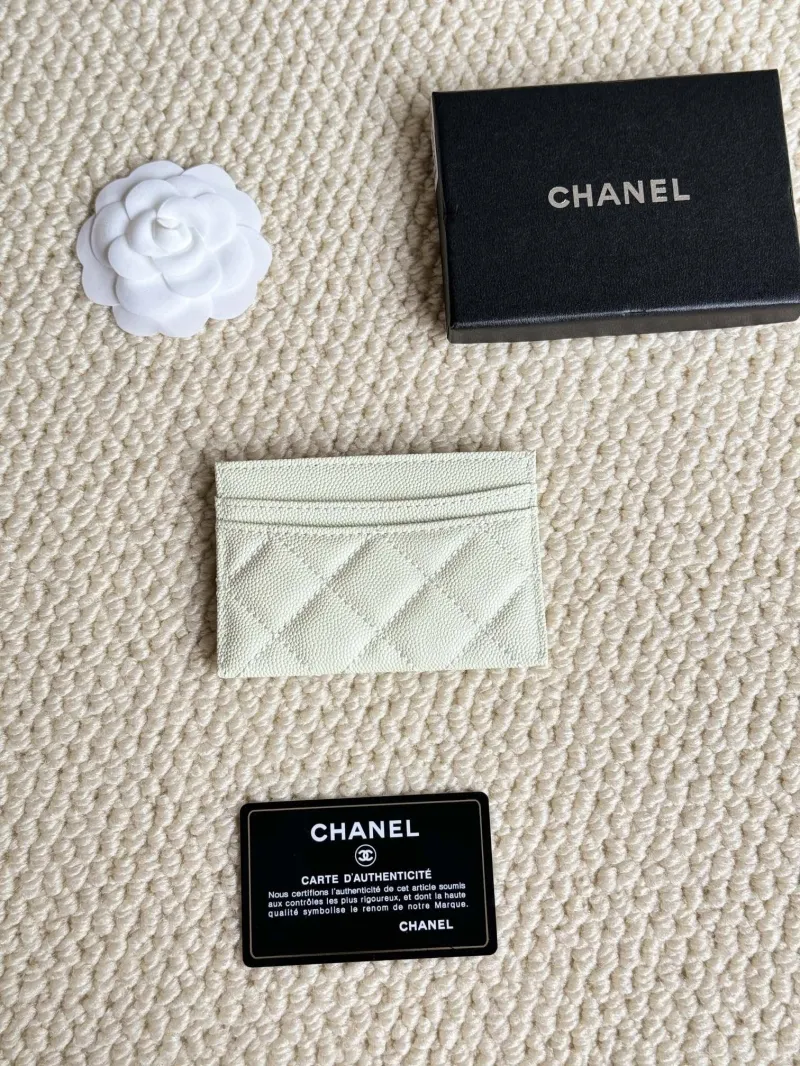 Alternative view of Chanel Wallets-308