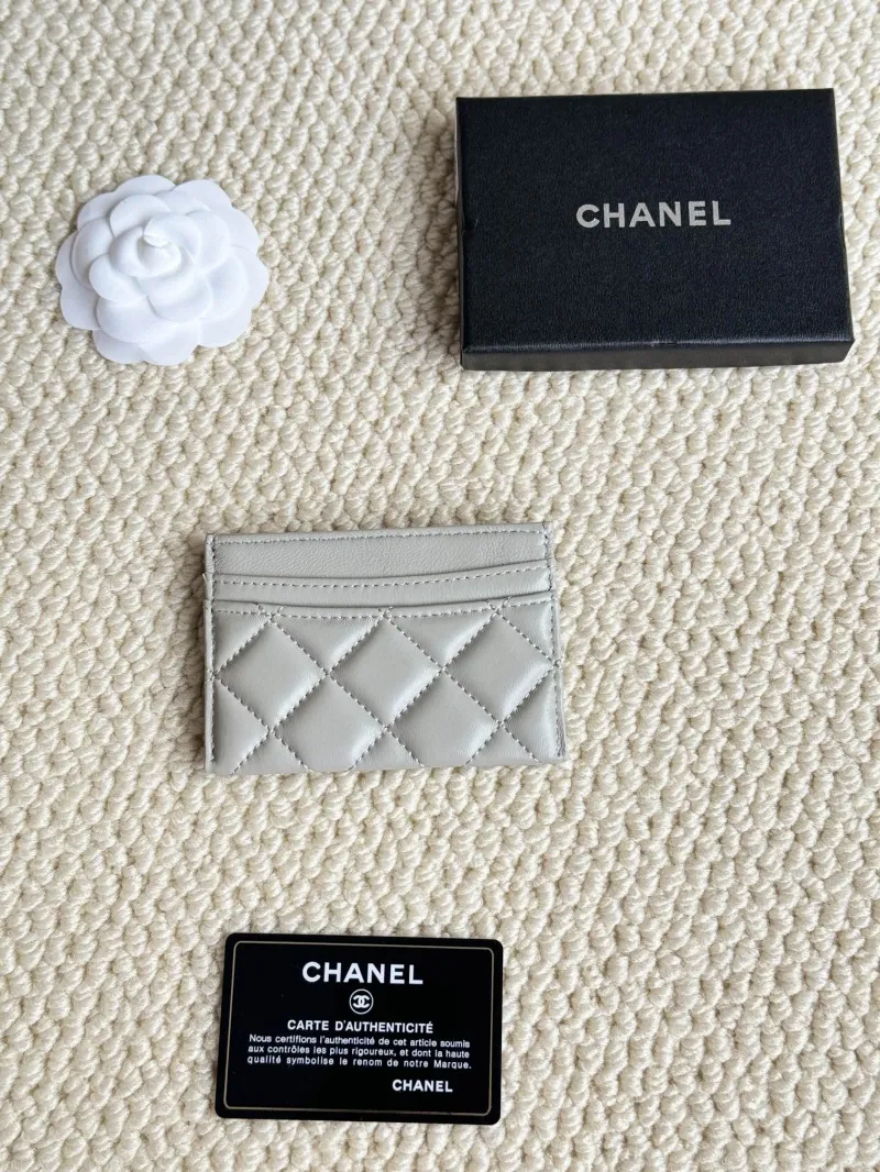 Alternative view of Chanel Wallets-314