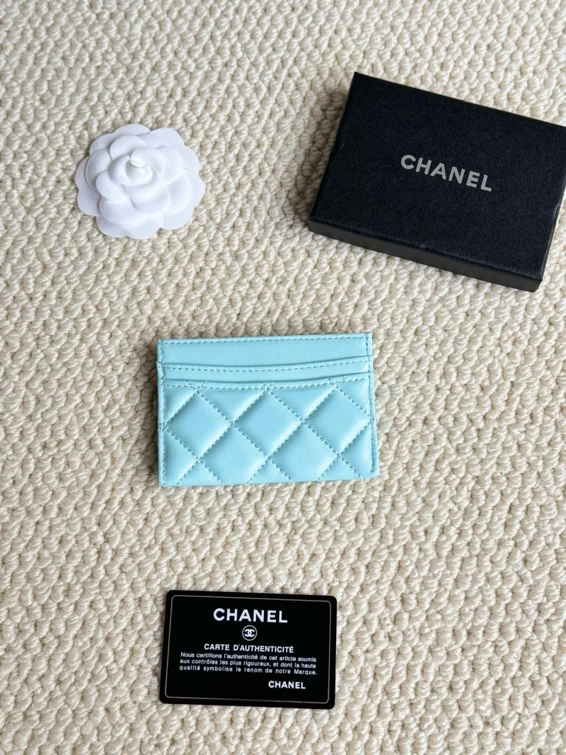 Alternative view of Chanel Wallets-316