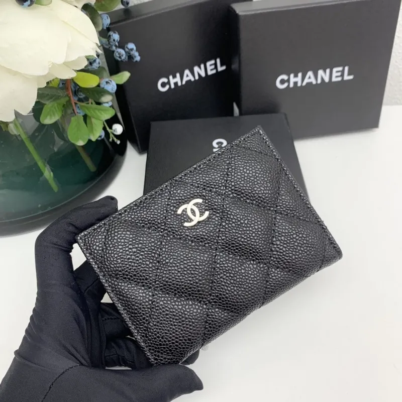 Alternative view of Chanel Wallets-336