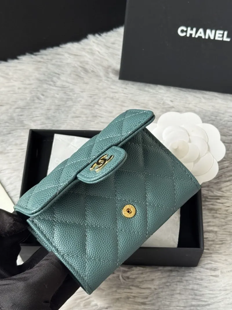 Alternative view of Chanel Wallets-351