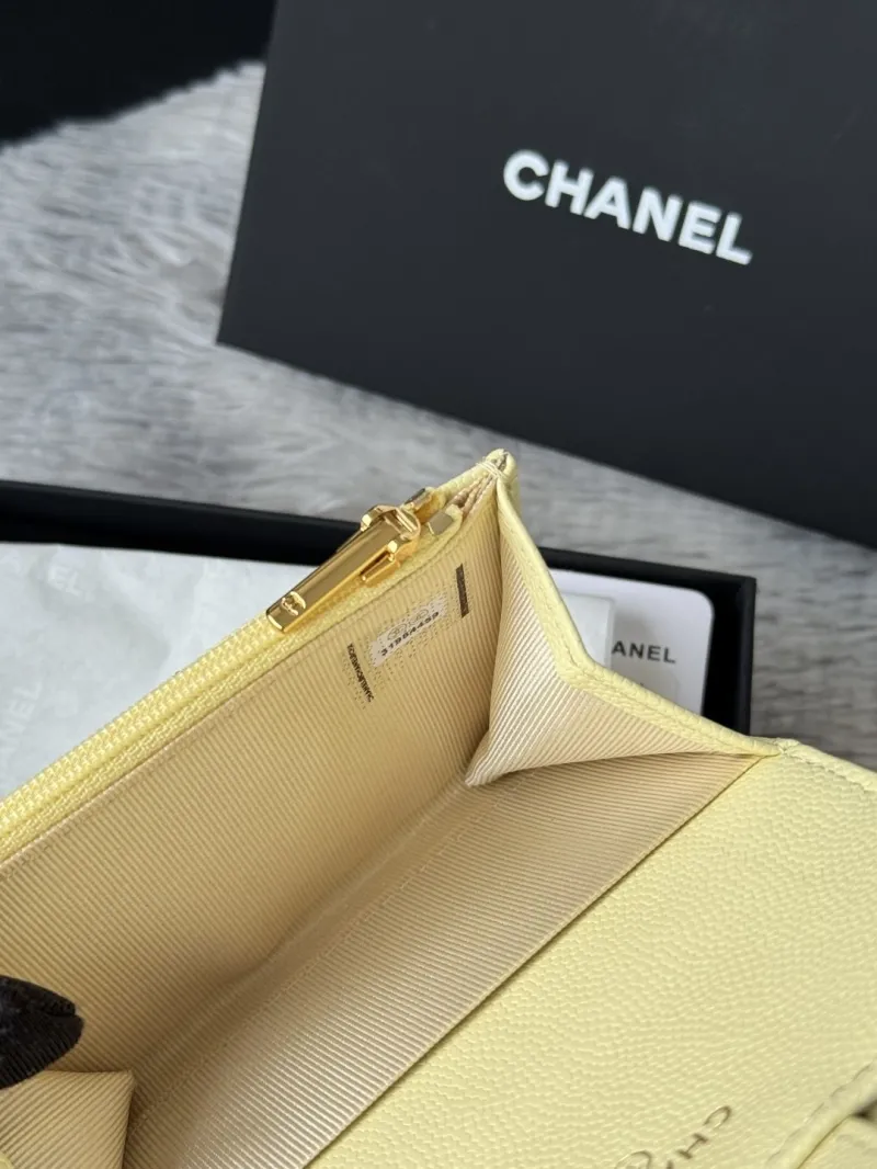 Alternative view of Chanel Wallets-354