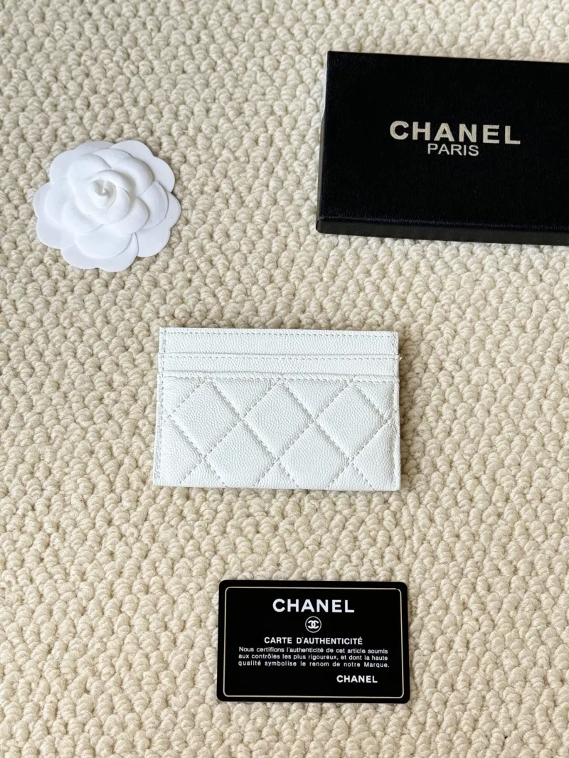 Alternative view of Chanel Wallets-372