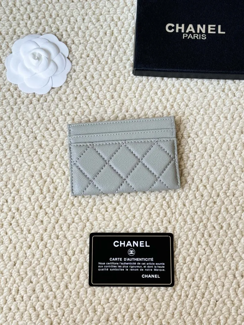 Alternative view of Chanel Wallets-373