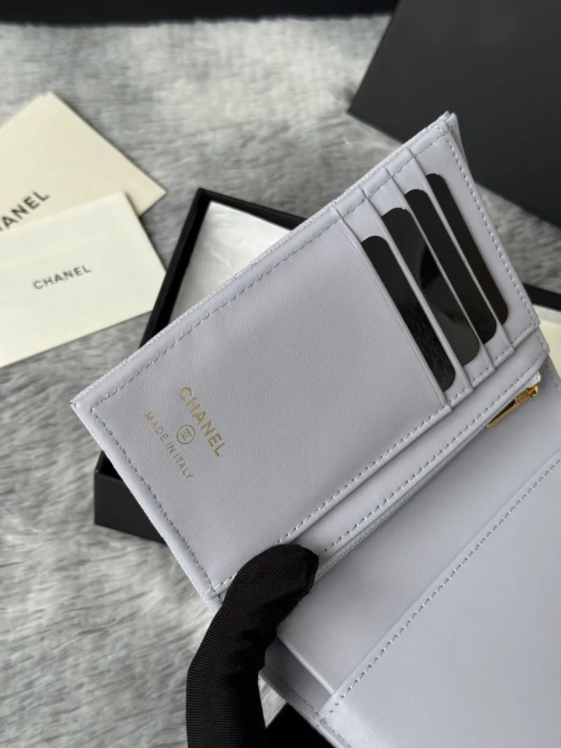 Alternative view of Chanel Wallets-392