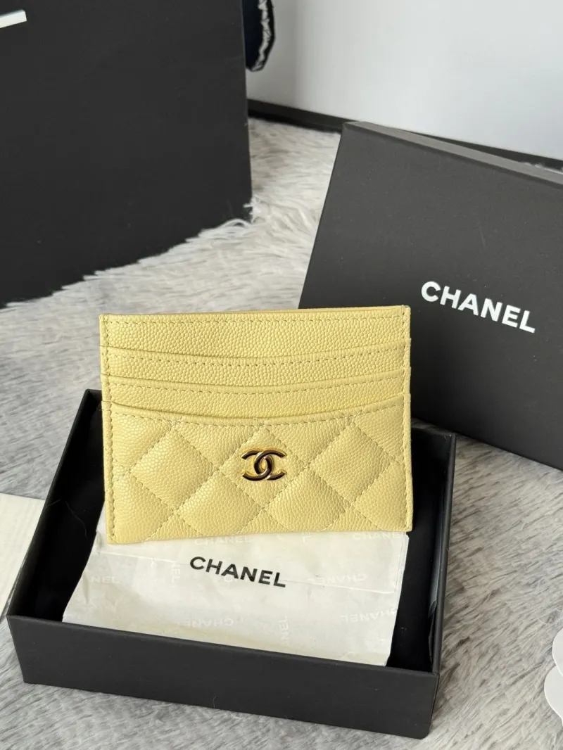 Alternative view of Chanel Wallets-406