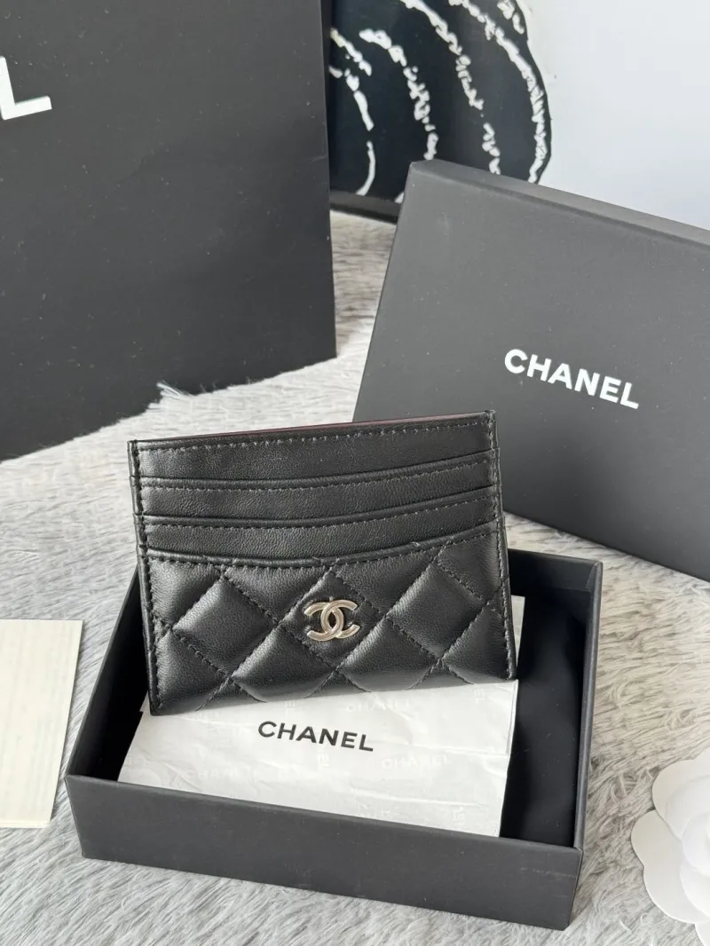 Alternative view of Chanel Wallets-407