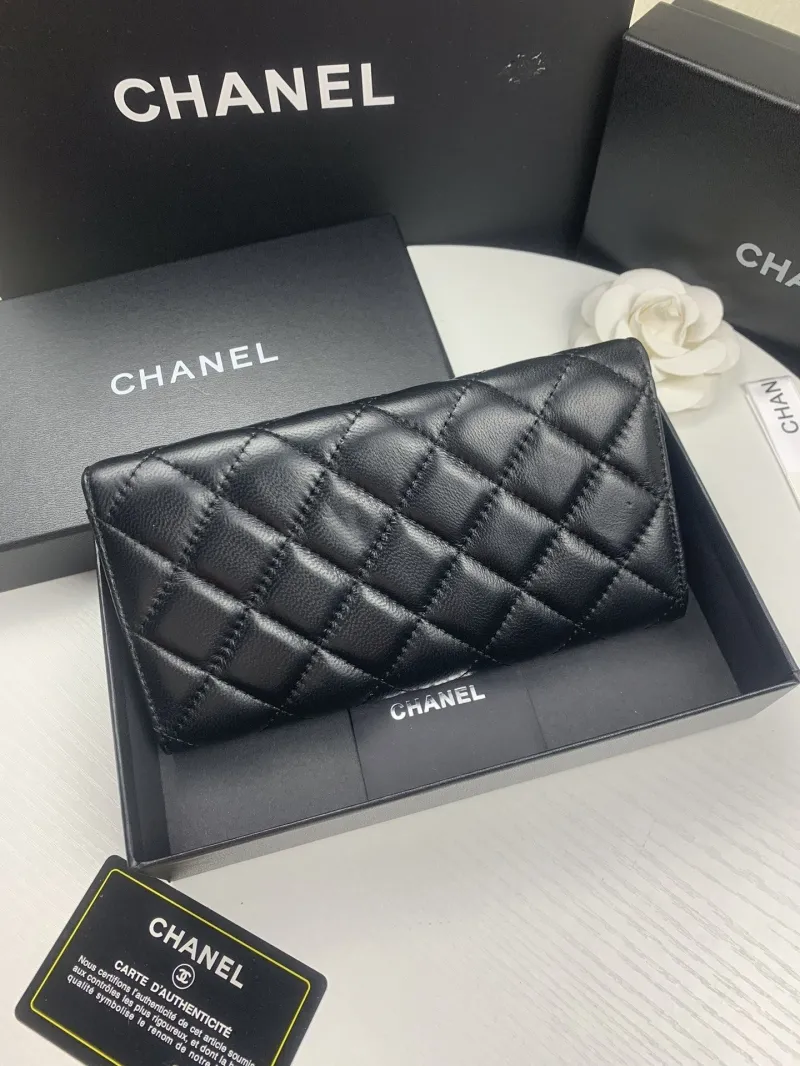 Alternative view of Chanel Wallets-415