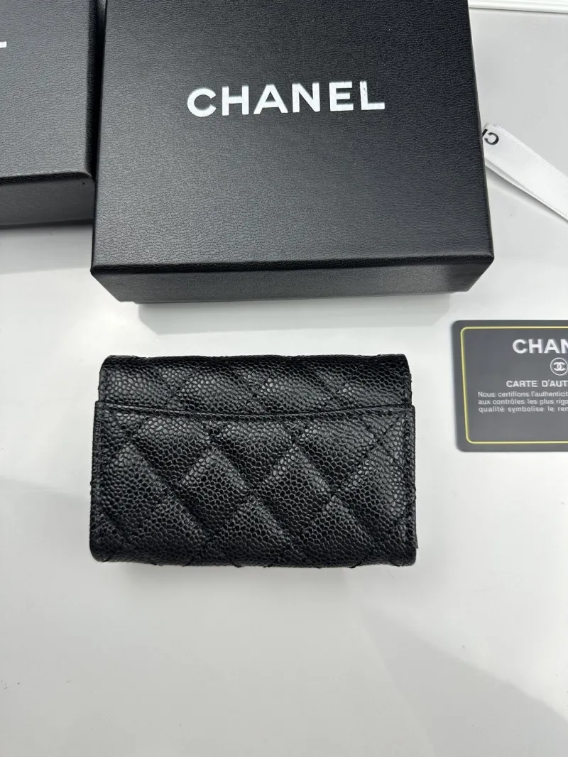 Alternative view of Chanel Wallets-429