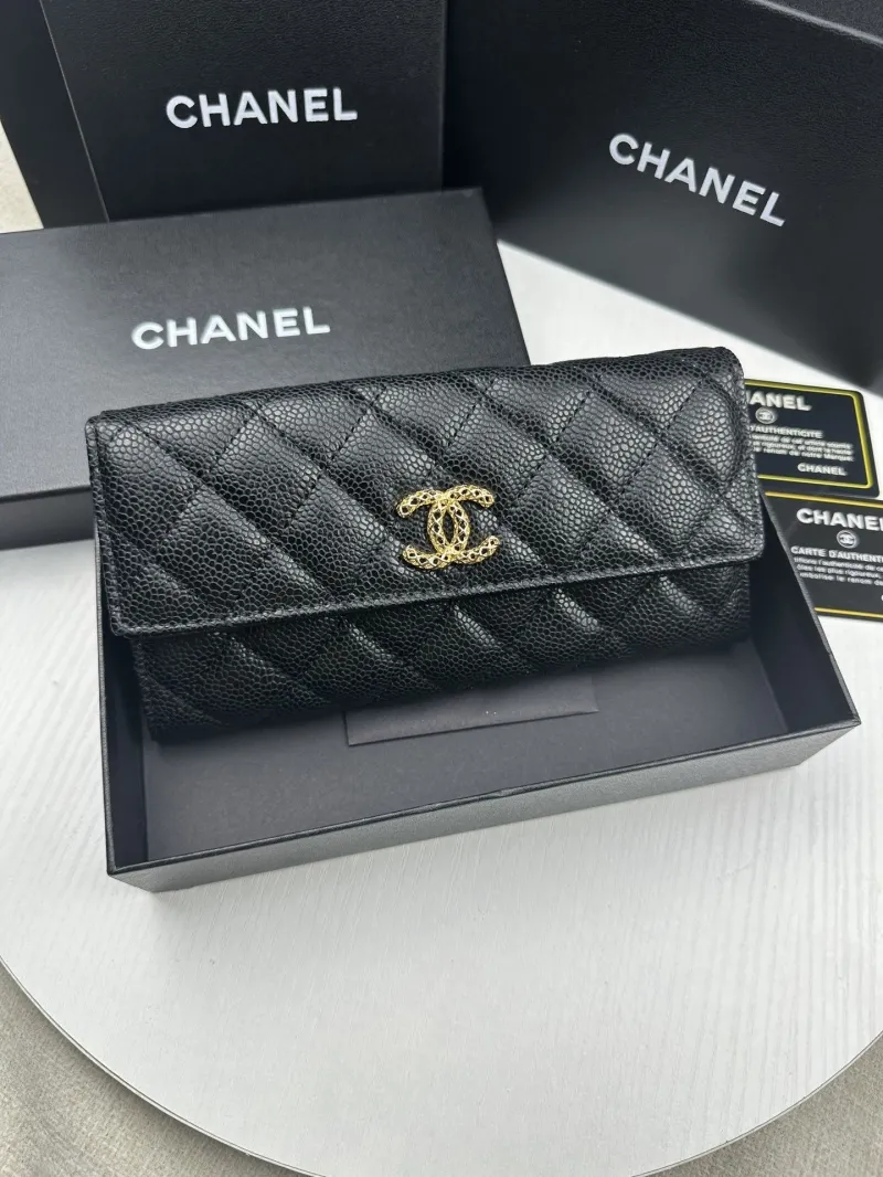 Alternative view of Chanel Wallets-447