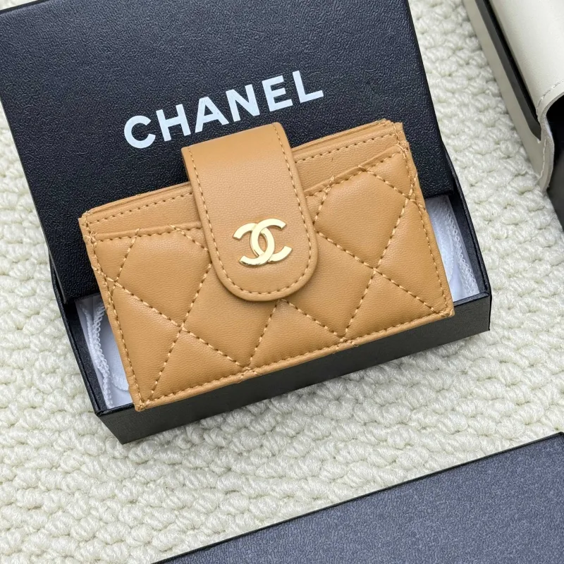 Alternative view of Chanel Wallets-453
