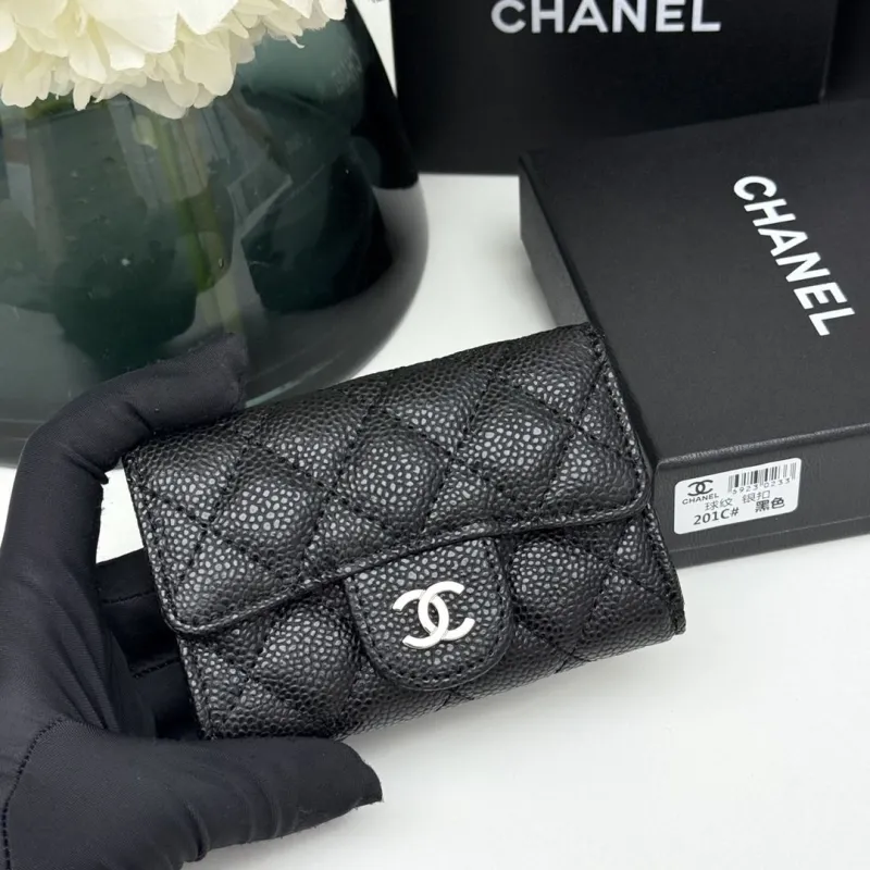 Alternative view of Chanel Wallets-457