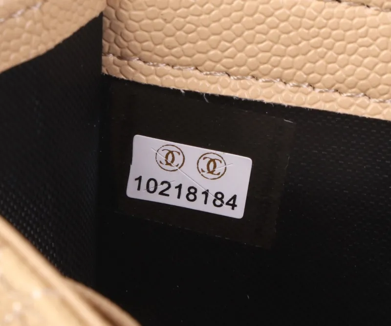 Alternative view of Chanel Wallets-458