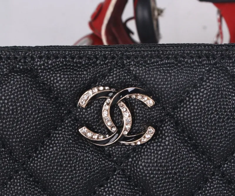 Alternative view of Chanel Wallets-465