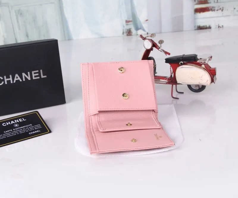 Alternative view of Chanel Wallets-468