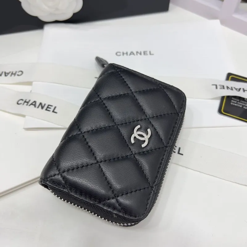 Alternative view of Chanel Wallets-488