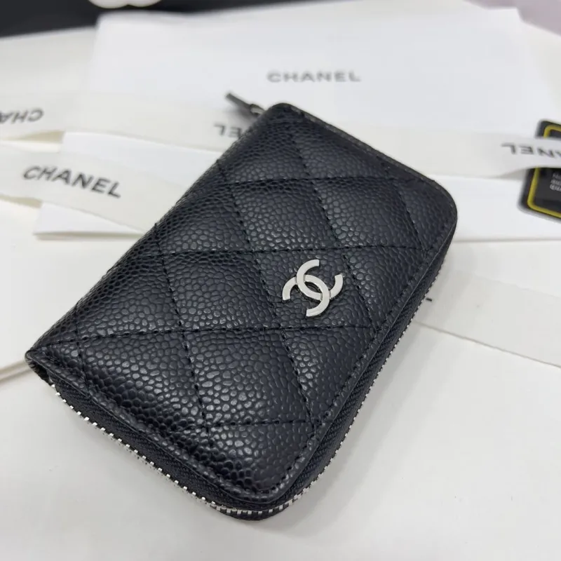 Alternative view of Chanel Wallets-490