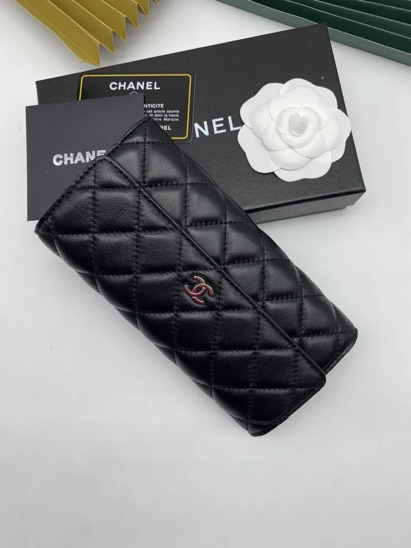 Alternative view of Chanel Wallets-511