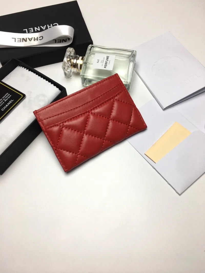 Alternative view of Chanel Wallets-524