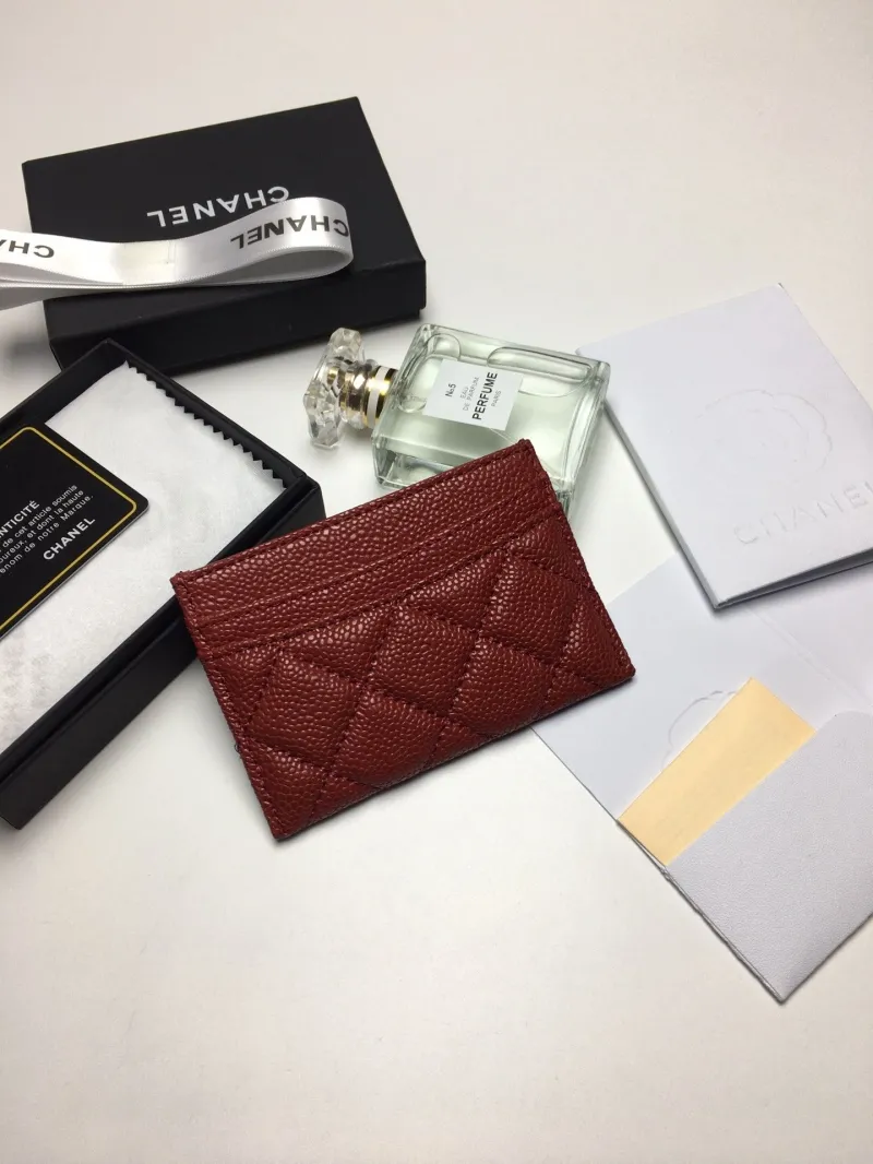 Alternative view of Chanel Wallets-529