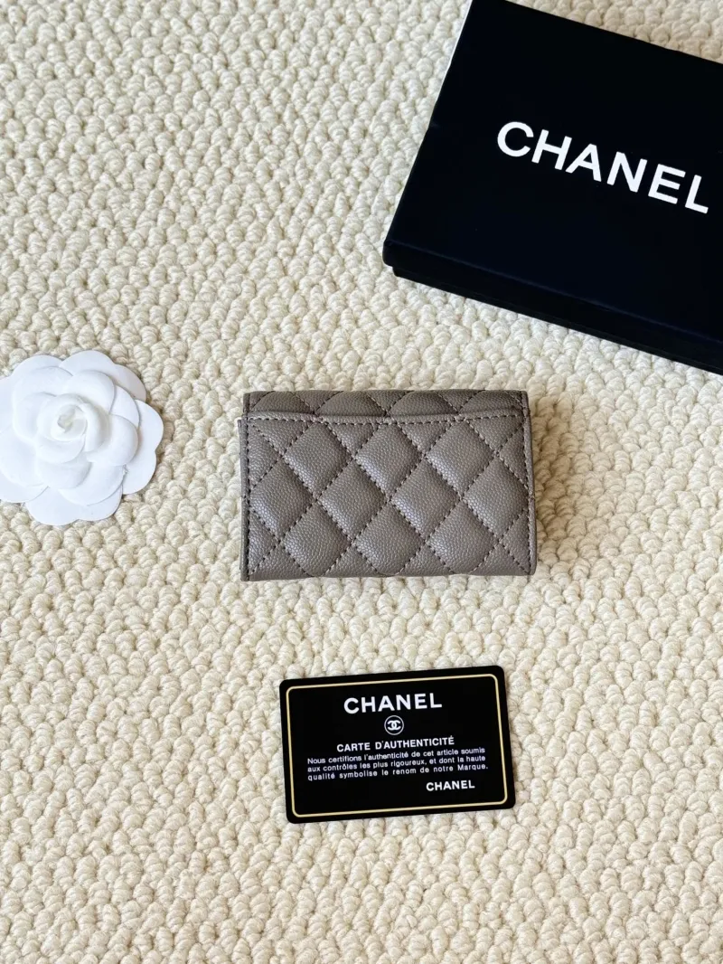 Alternative view of Chanel Wallets-545