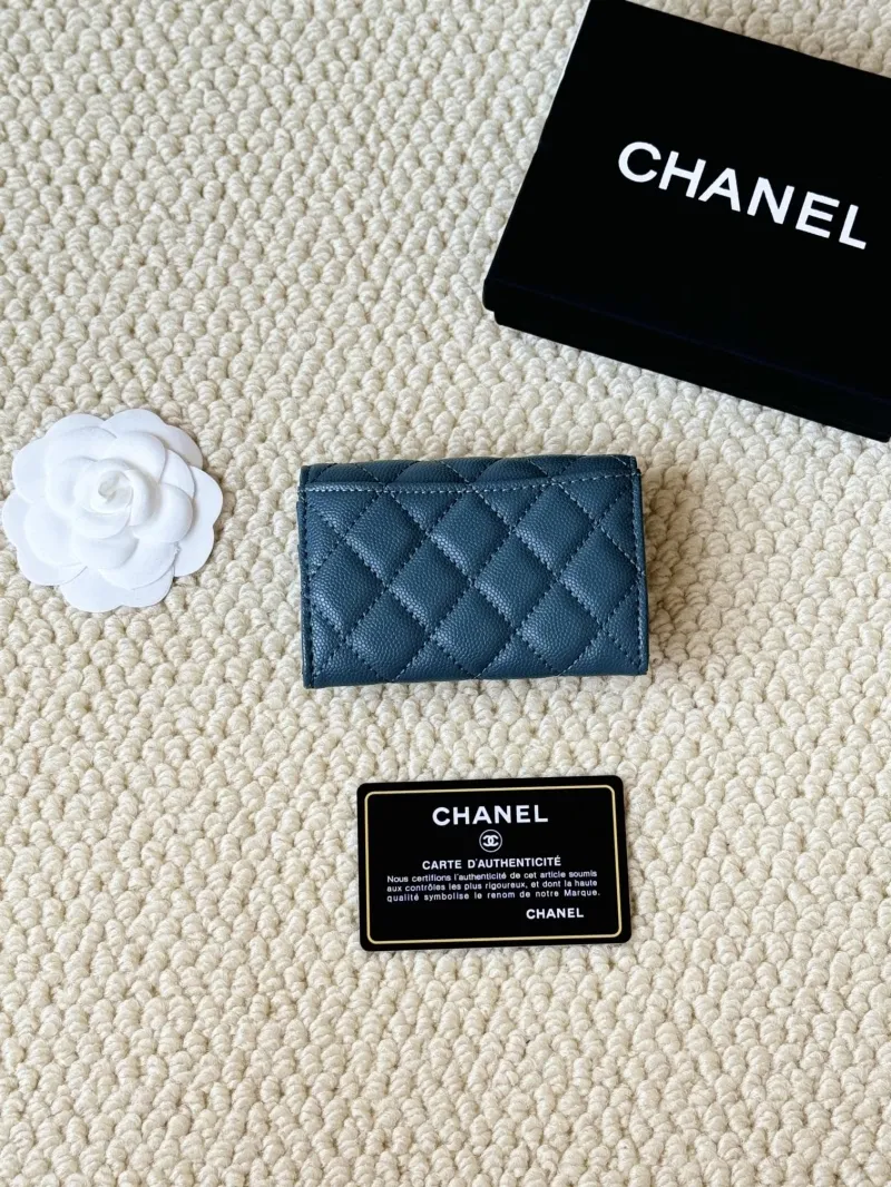 Alternative view of Chanel Wallets-546