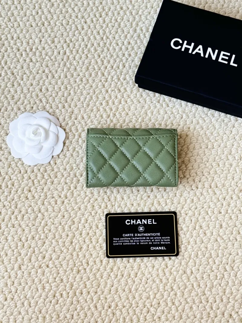 Alternative view of Chanel Wallets-547