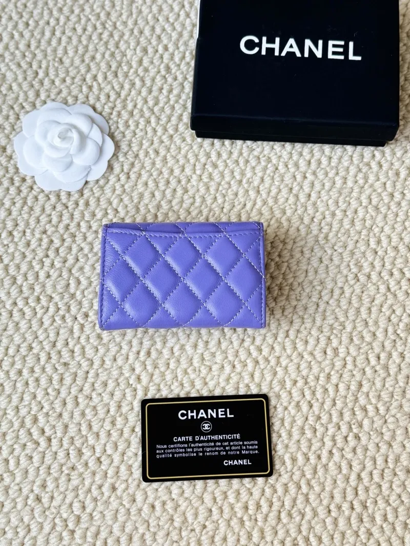 Alternative view of Chanel Wallets-553