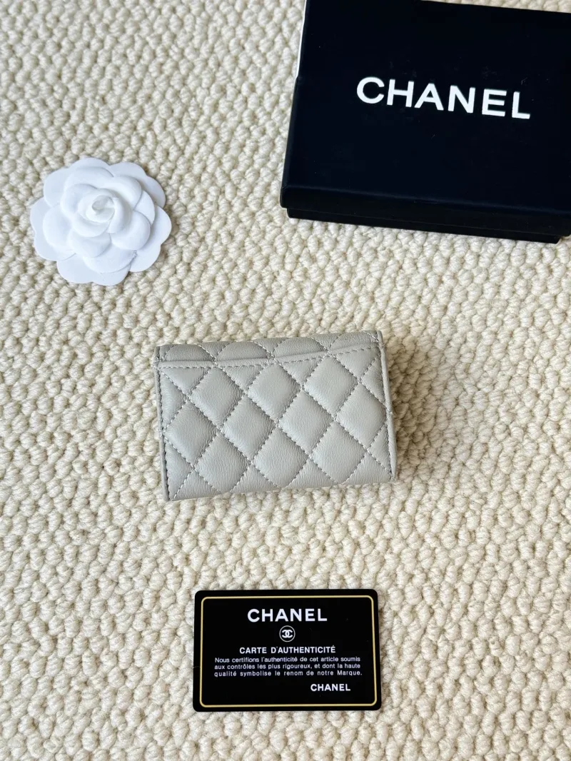 Alternative view of Chanel Wallets-554
