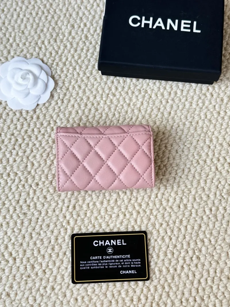 Alternative view of Chanel Wallets-556