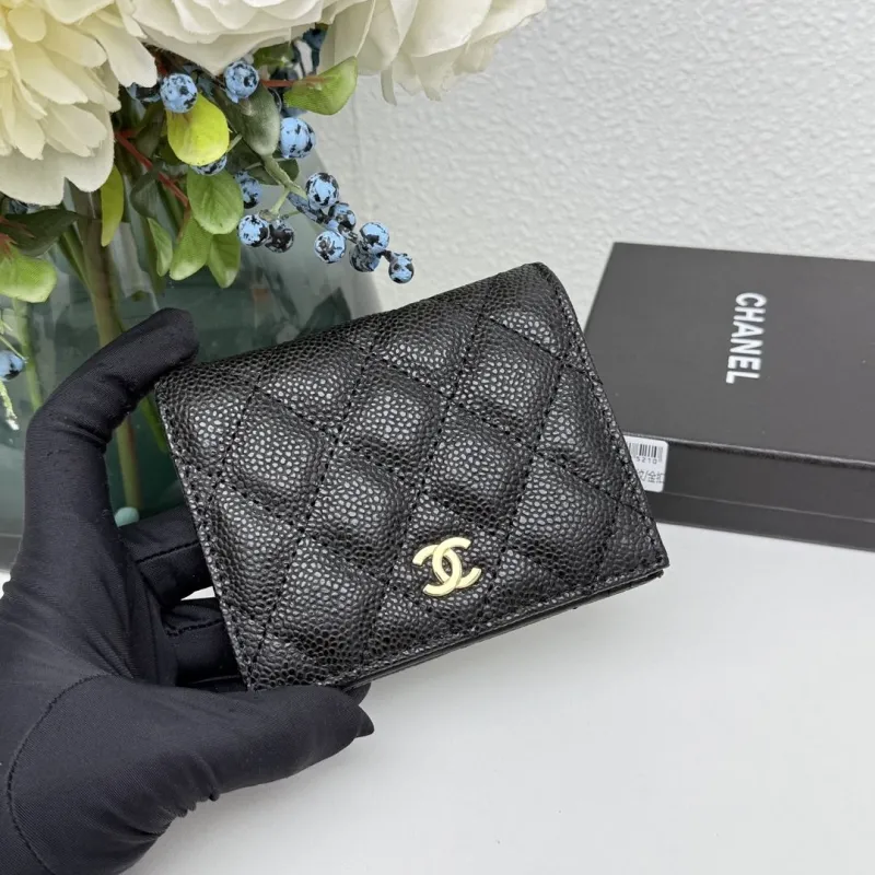 Alternative view of Chanel Wallets-559