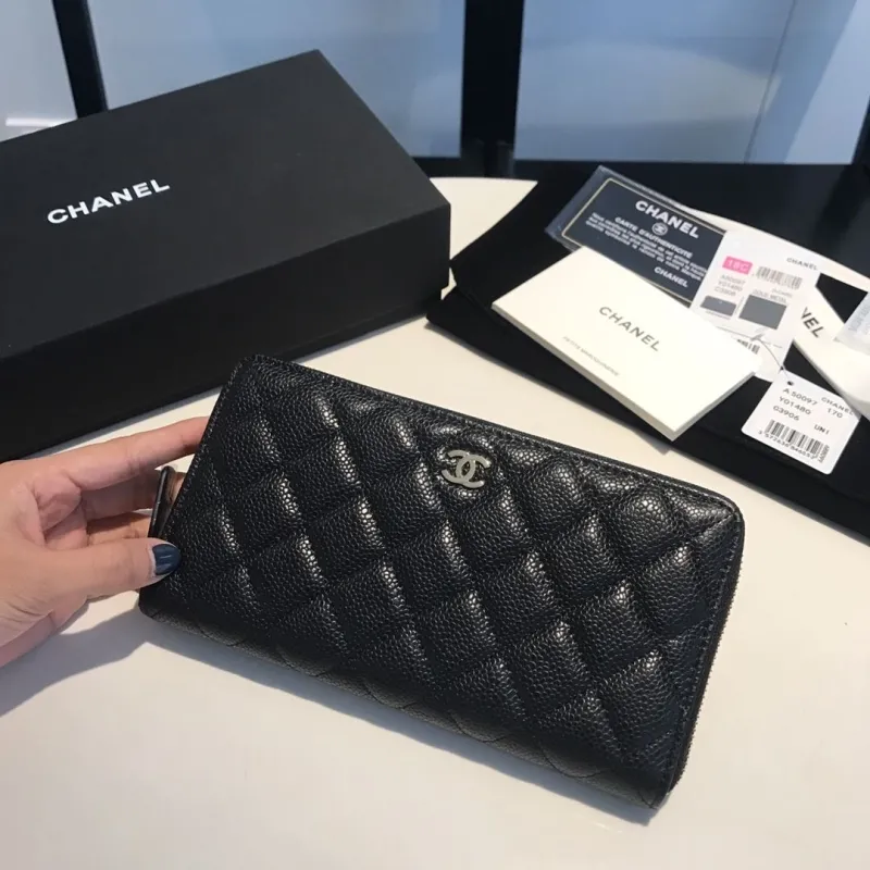 Alternative view of Chanel Wallets-597