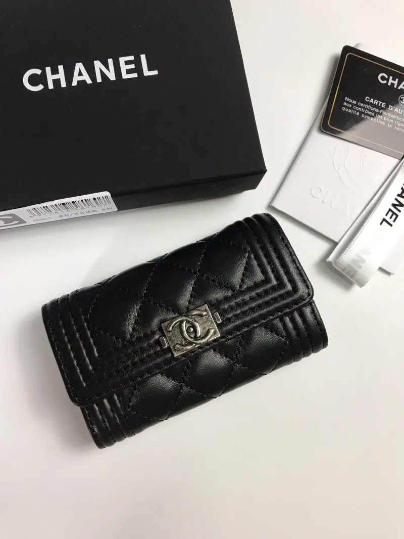 Alternative view of Chanel Wallets-608
