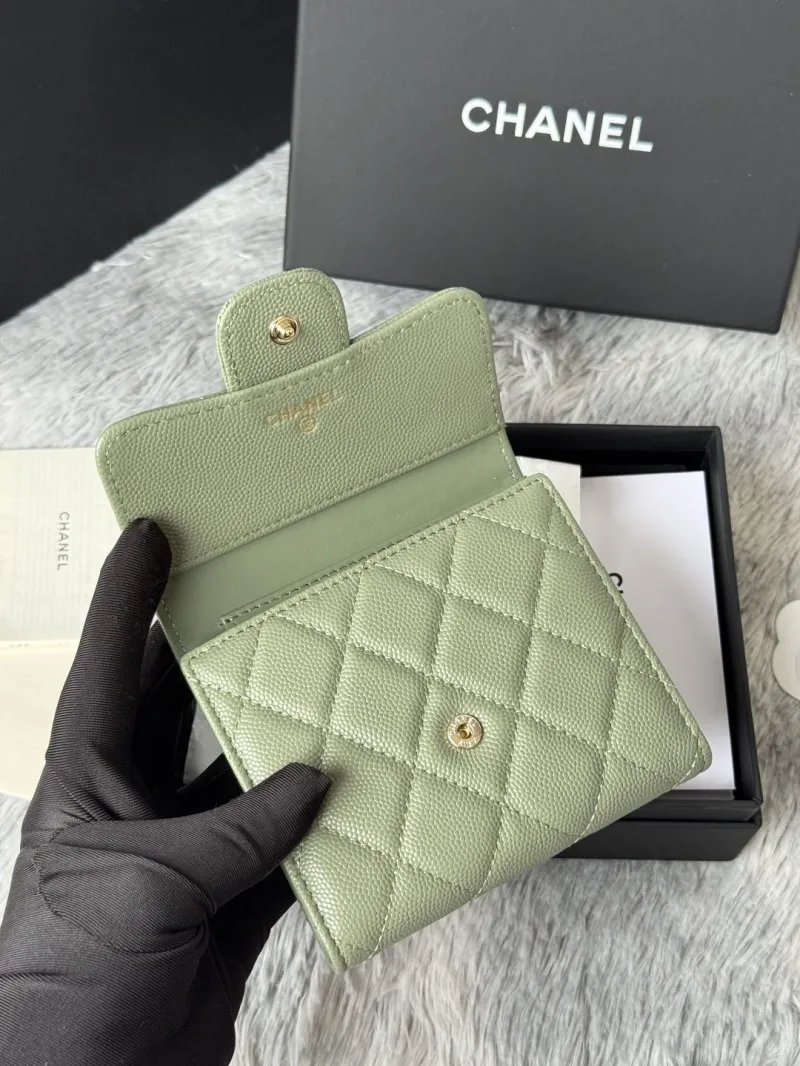 Alternative view of Chanel Wallets-622