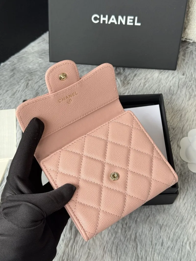 Alternative view of Chanel Wallets-623