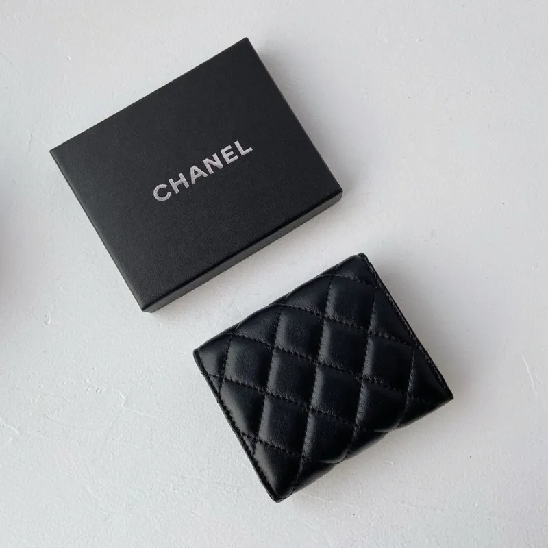 Alternative view of Chanel Wallets-632
