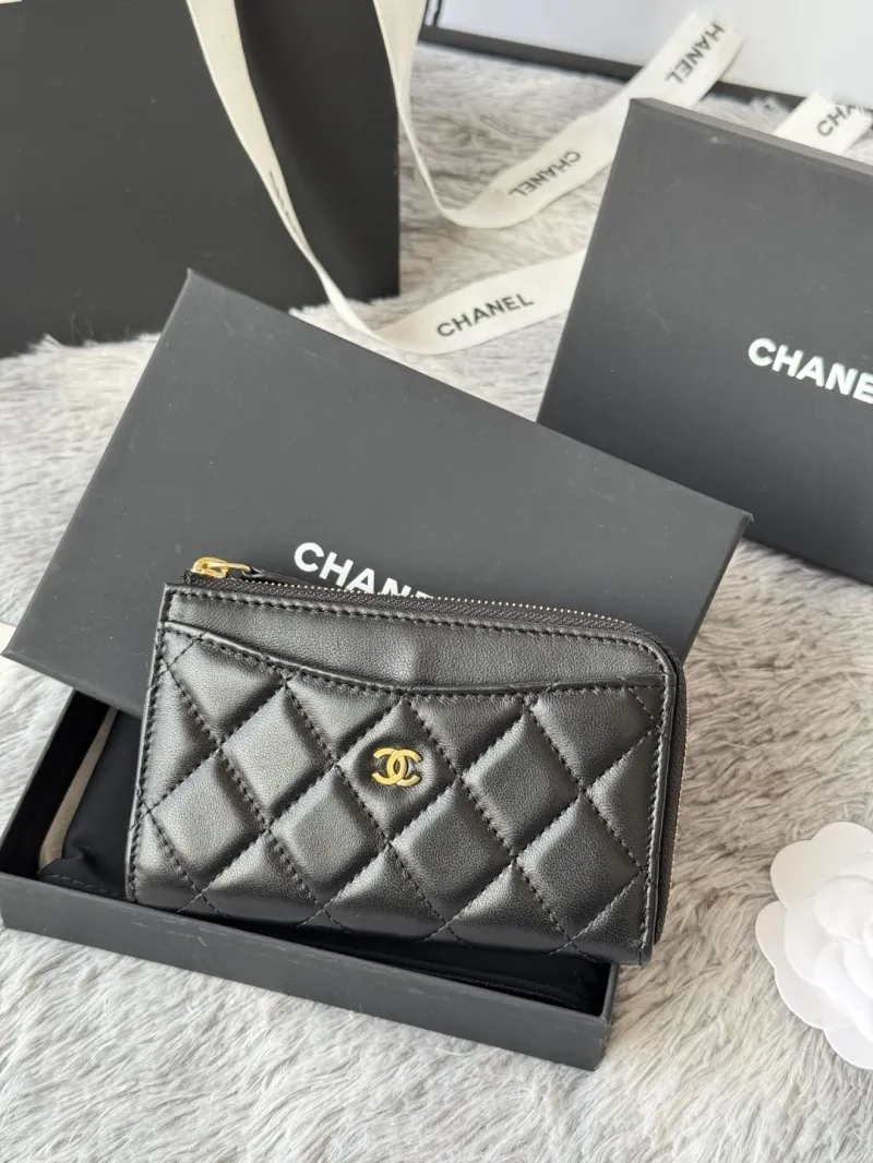 Alternative view of Chanel Wallets-648