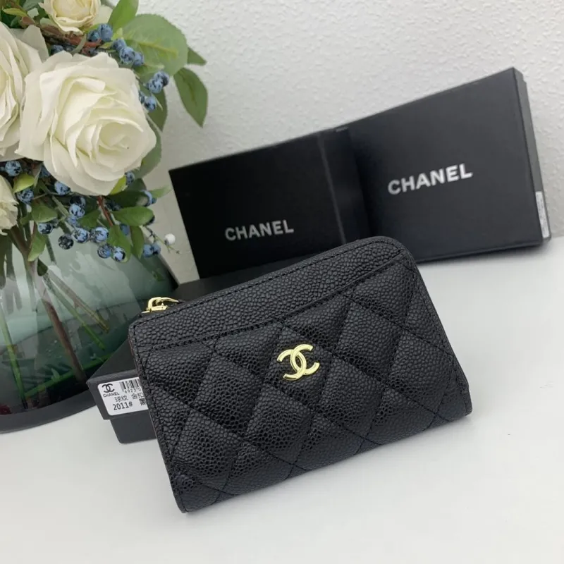 Alternative view of Chanel Wallets-660