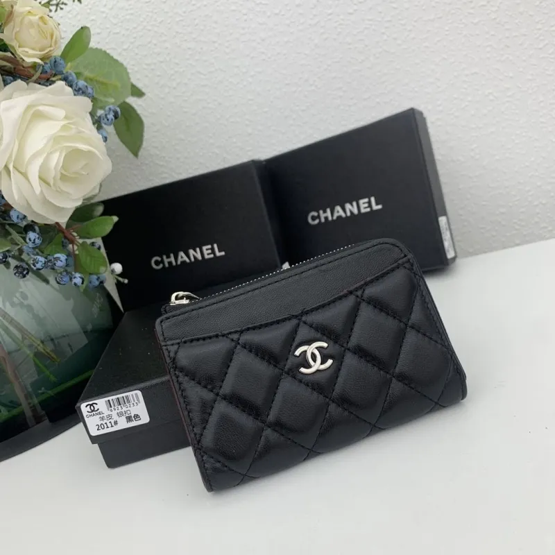 Alternative view of Chanel Wallets-661