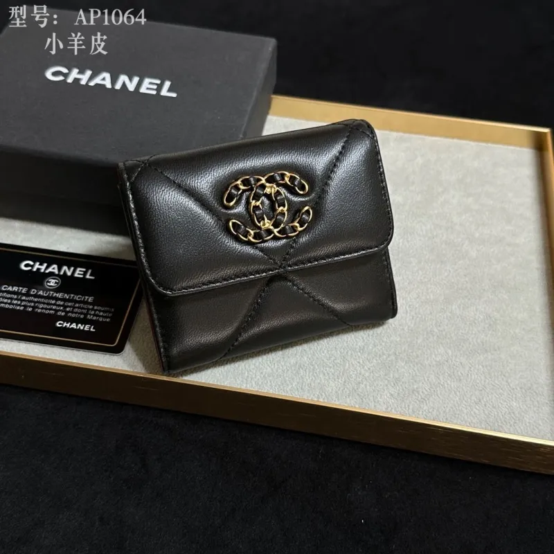Chanel Wallets-690 - Image 4