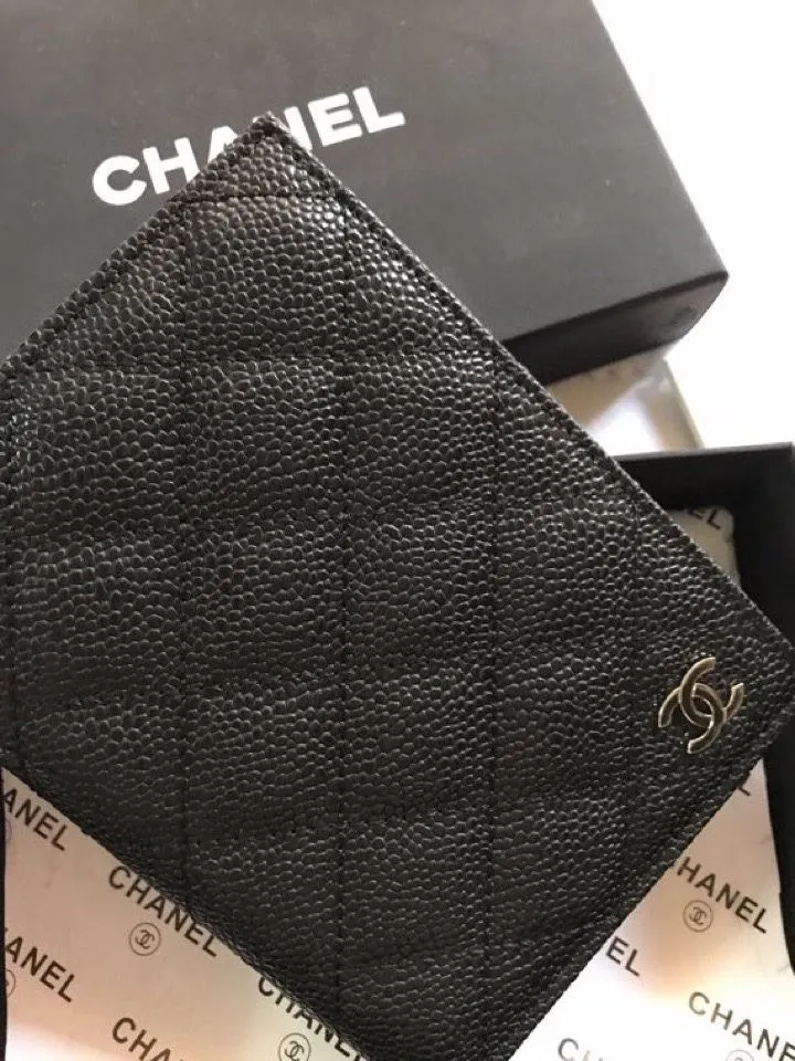 Alternative view of Chanel Wallets-697