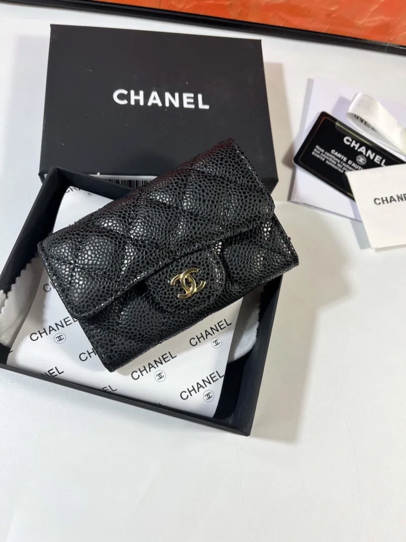 Alternative view of Chanel Wallets-715