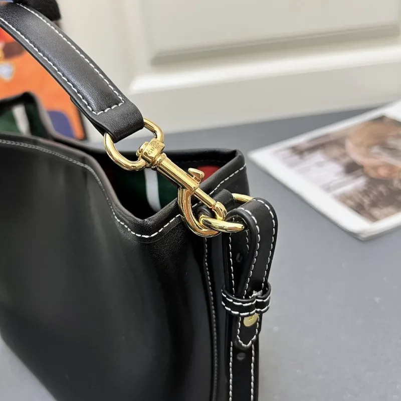 Gucci Bucket Bags-12 - Image 6
