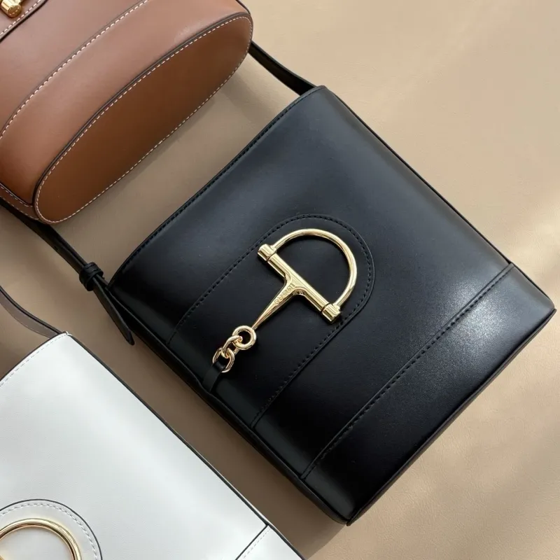 Alternative view of Gucci Bucket Bags-14