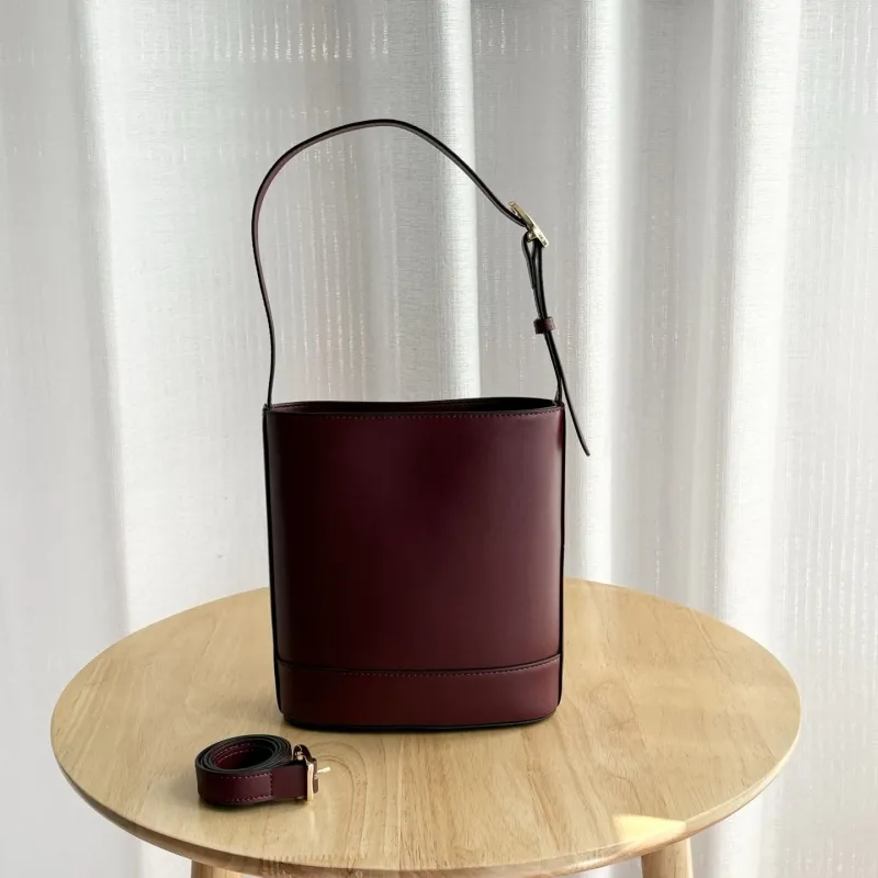 Gucci Bucket Bags-15 - Image 4