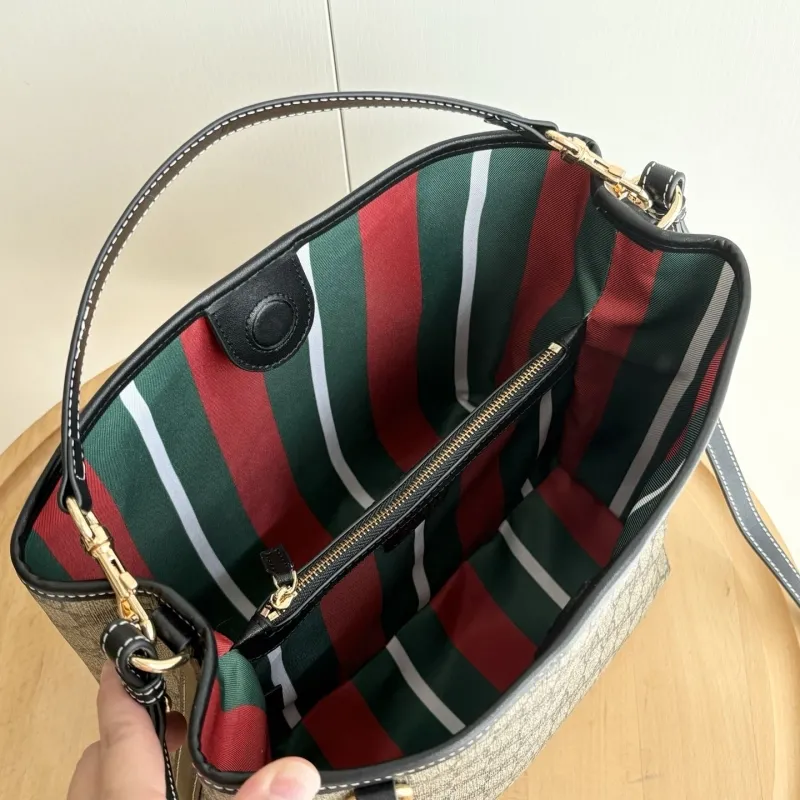 Gucci Bucket Bags-20 - Image 6