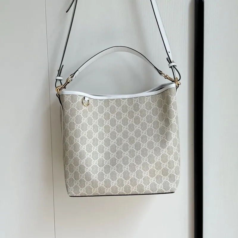 Alternative view of Gucci Bucket Bags-22