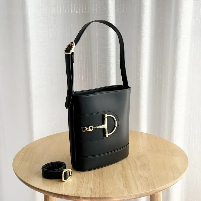 Alternative view of Gucci Bucket Bags-29