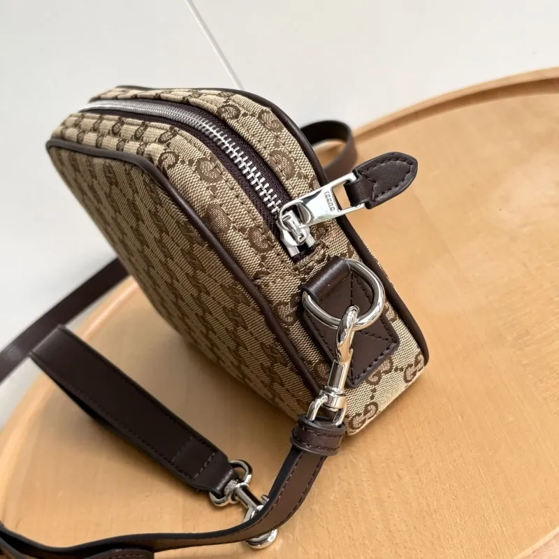 Gucci Clutch Bags-10 - Image 6